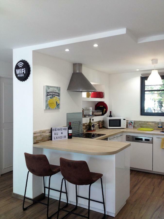 Au Vieux Lavoir Avec Parking Prive, Jardin , Climatisation, A 500 M De La Cite Carcassonne Luaran gambar