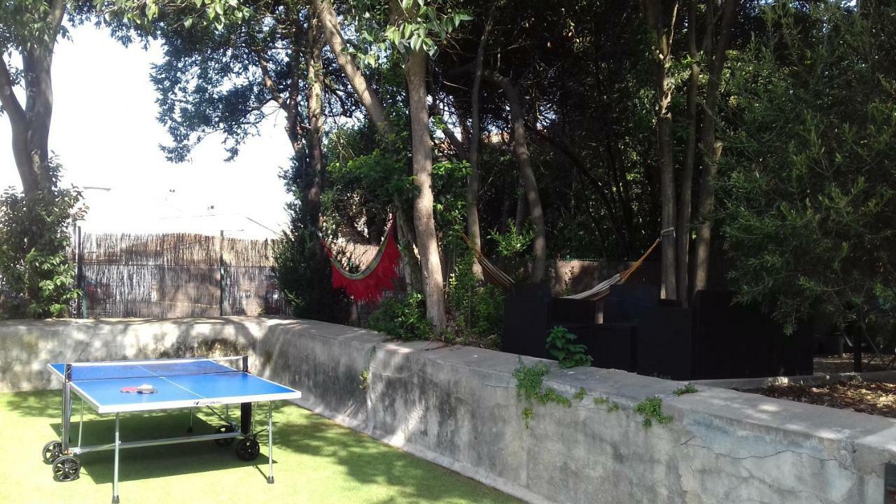 Au Vieux Lavoir Avec Parking Prive, Jardin , Climatisation, A 500 M De La Cite Carcassonne Luaran gambar